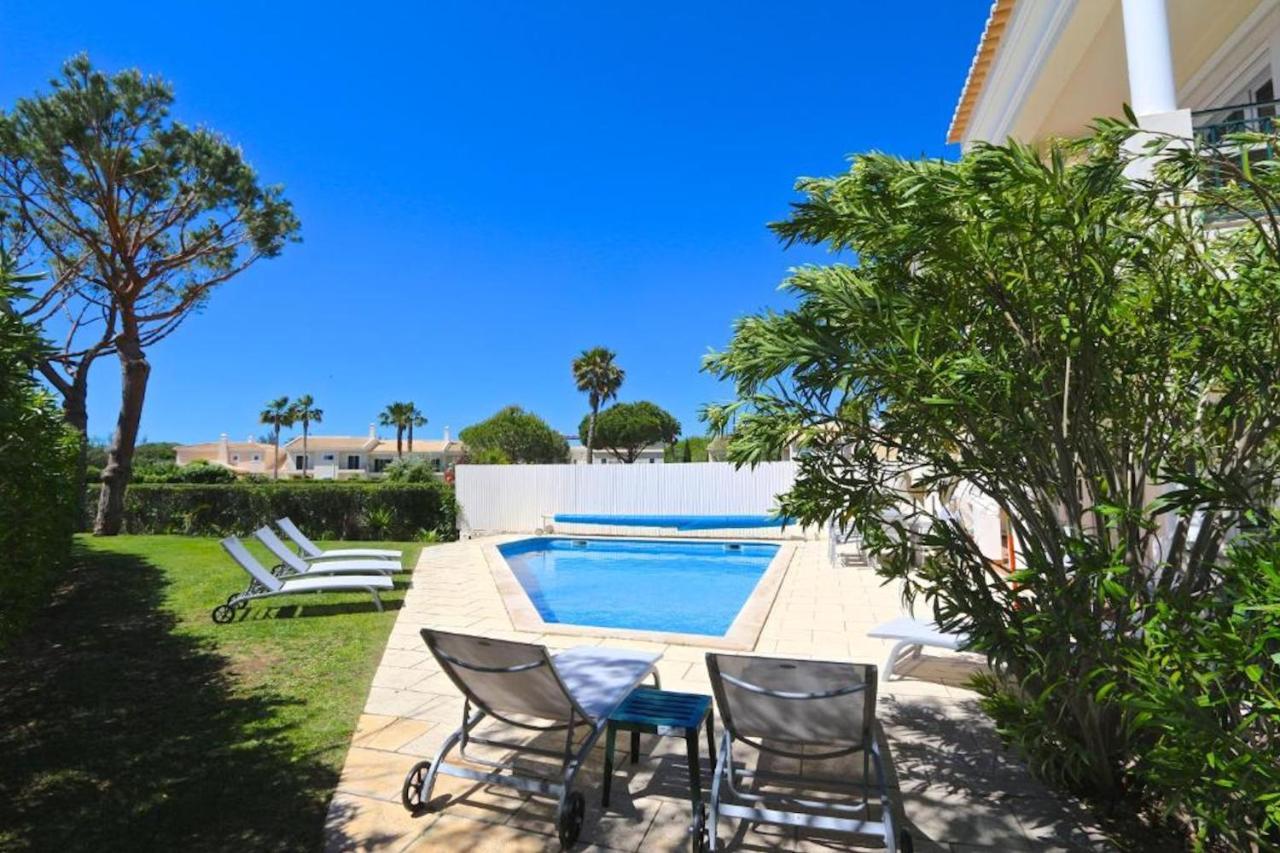 Spacious Vilamoura Villa 4 Bedrooms Villa Amendoeira Table Tennis Great Pool Area Quarteira Exterior foto