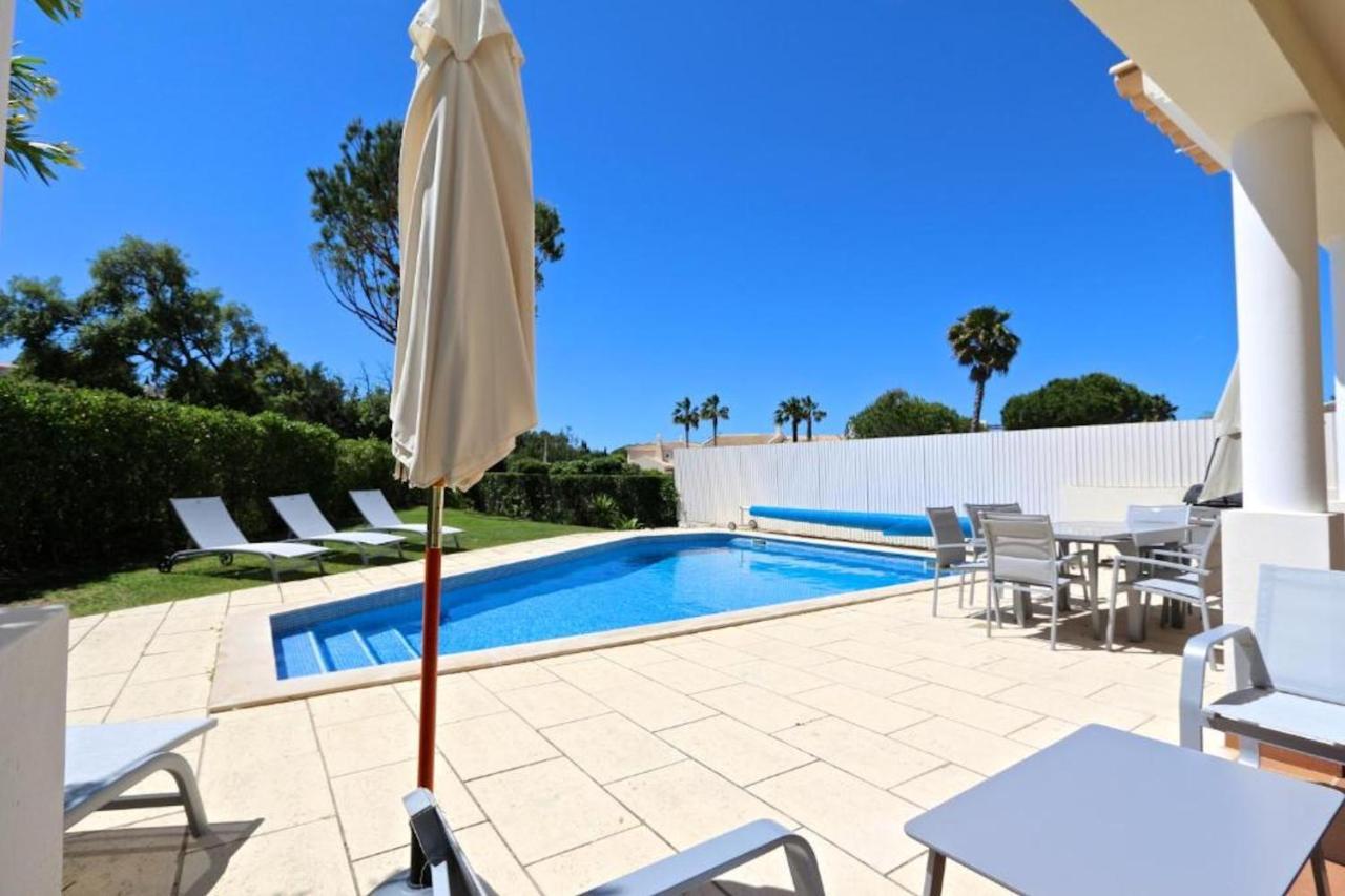 Spacious Vilamoura Villa 4 Bedrooms Villa Amendoeira Table Tennis Great Pool Area Quarteira Exterior foto