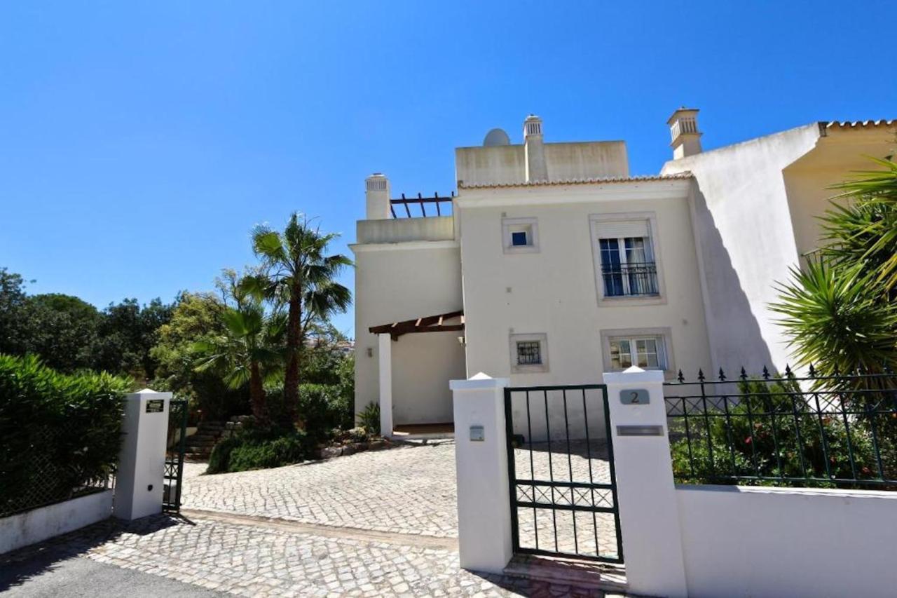 Spacious Vilamoura Villa 4 Bedrooms Villa Amendoeira Table Tennis Great Pool Area Quarteira Exterior foto